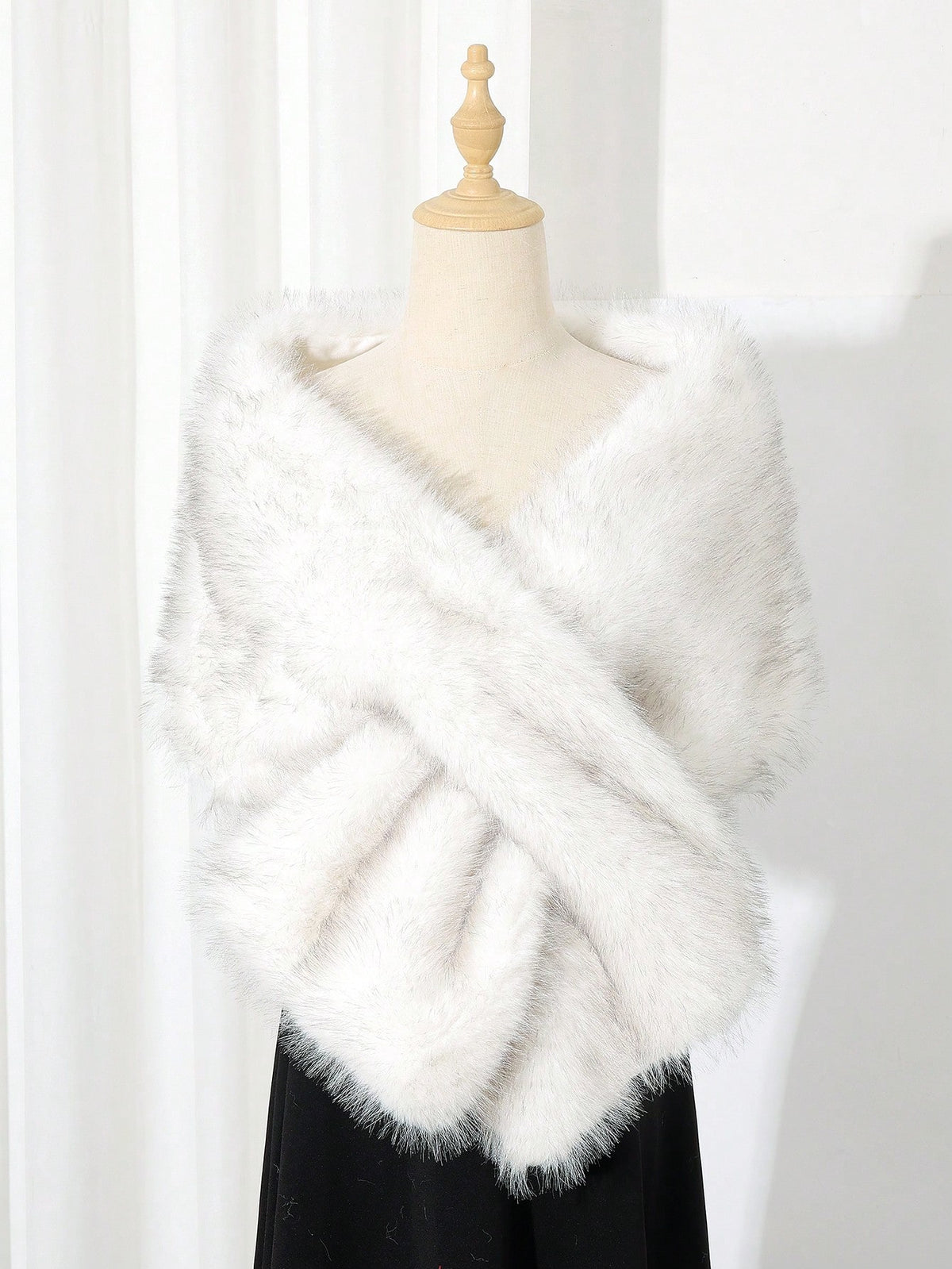 1pc Fluffy Bridal Shawl Cape With Collar