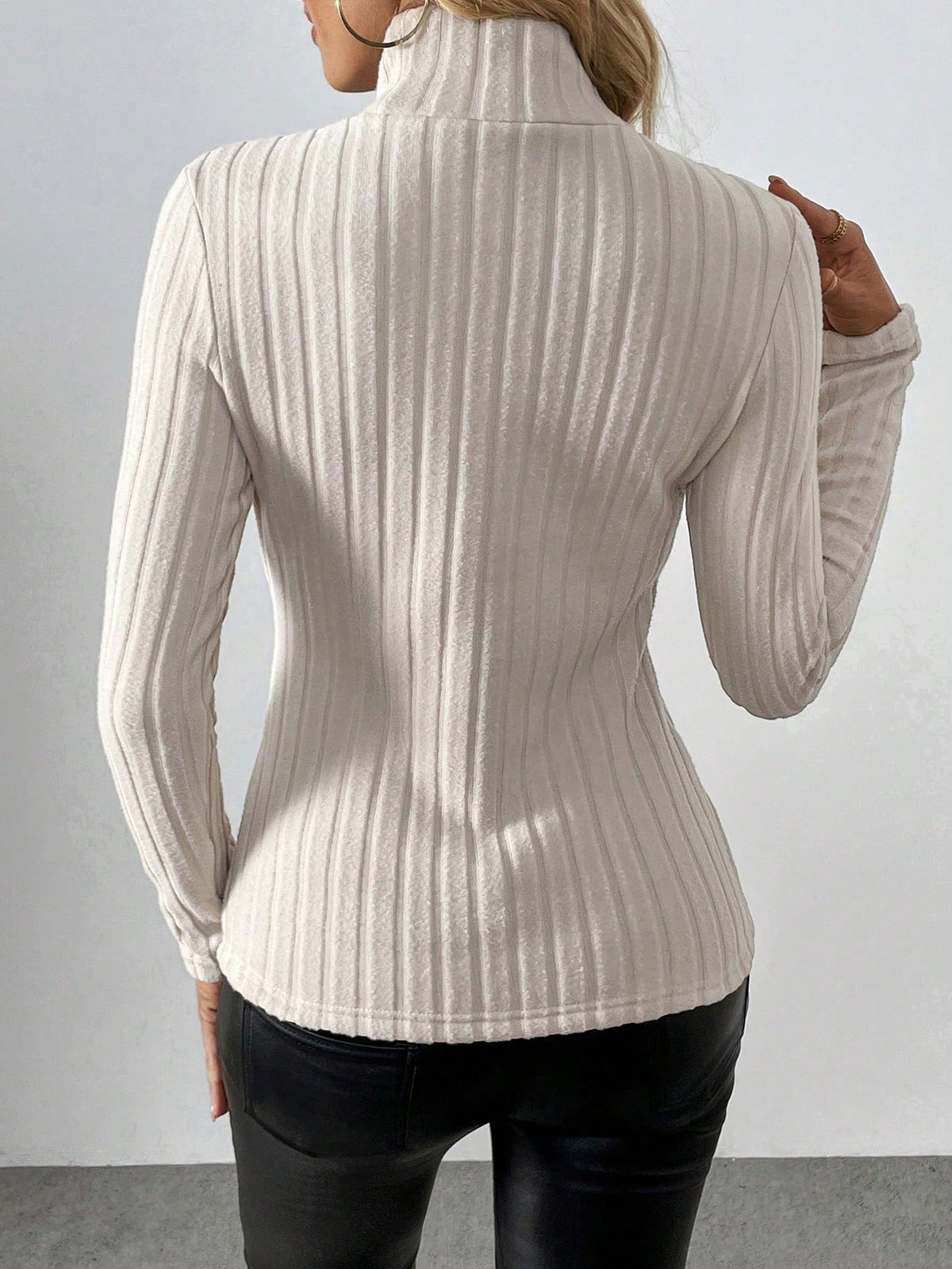 Ribbed Knit Thermal Lined Turtleneck Long Sleeve Top