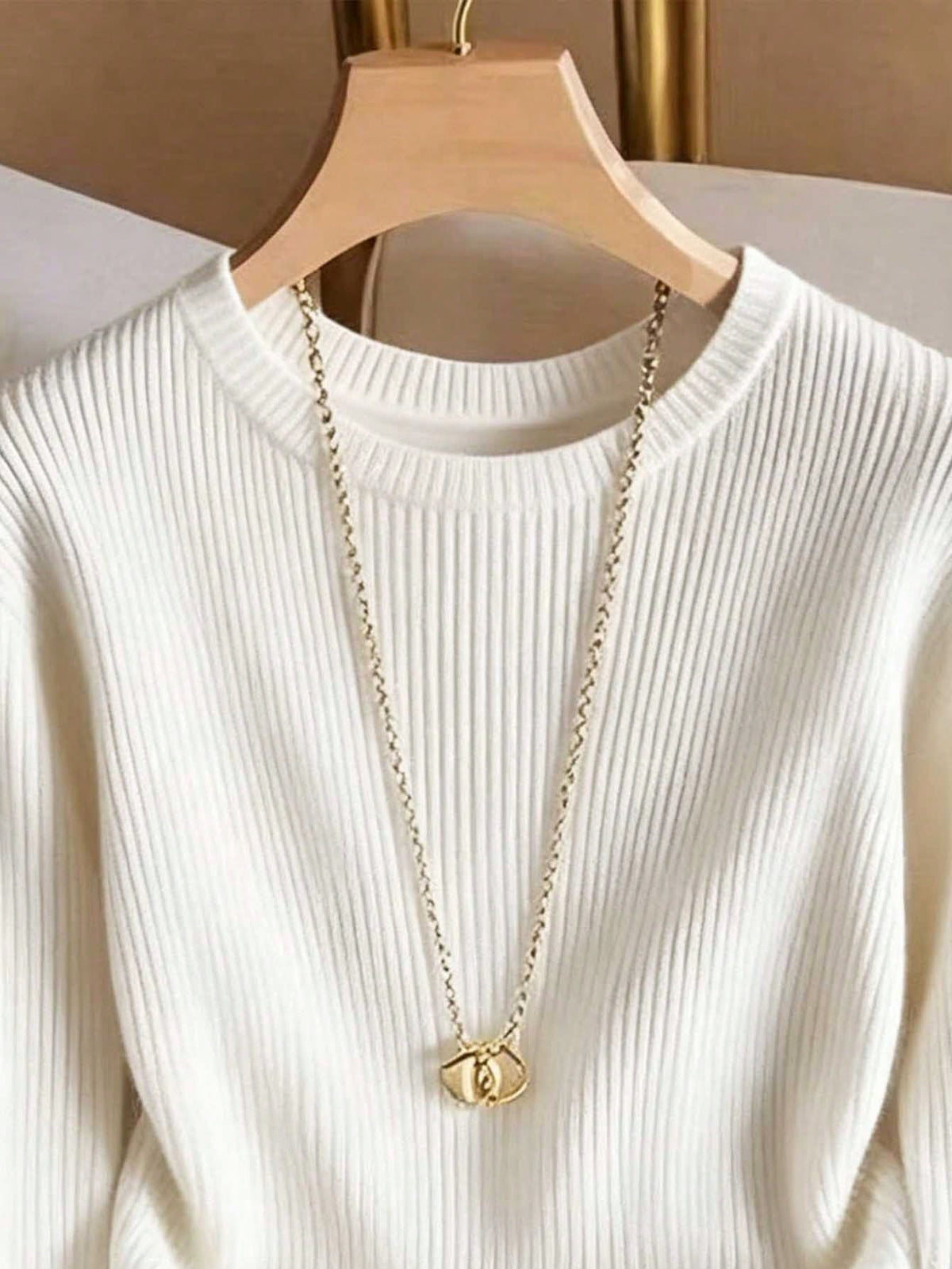 Elegant Round Neck Knit T-Shirt, Minimalist Fashion Knit Top, Autumn/Winter
